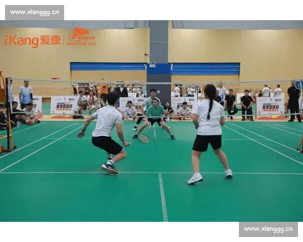 燃情对决羽毛球赛场高手激烈拼搏展现速度与力量极限瞬间